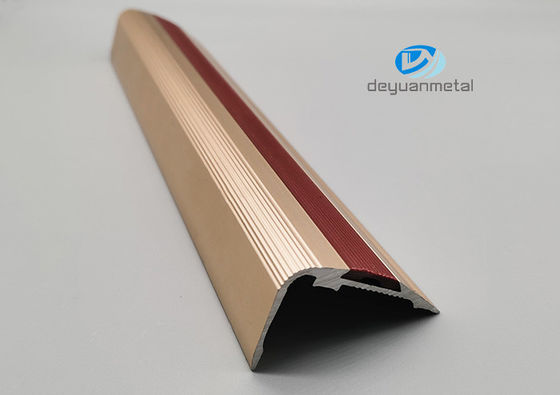 33x52mm الألومنيوم درج حافة تقليم بأكسيد مع المطاط PVC