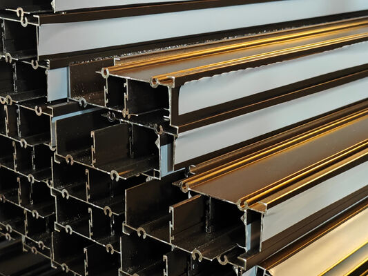 الزجاجات المنزلية من الألومنيوم البلاط الباب الملفات الشخصية الطلاء المسحوق البرونز جنوب أفريقيا