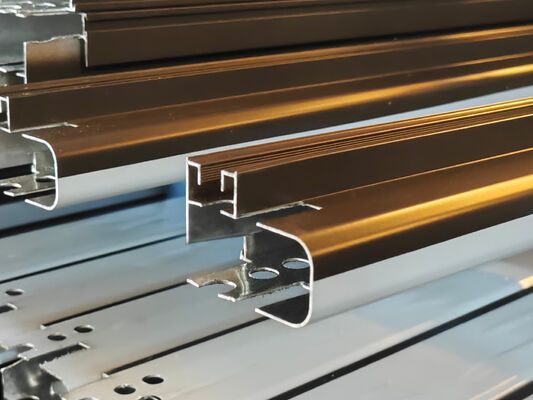 ملف الألومنيوم مع الصلب 6063 غطاء مسحوق لأبواب الشرفة والنوافذ