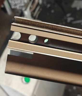 الملف المنزلق من الألومنيوم المصنوع مع طبقة مسحوق للسوق في جنوب أفريقيا